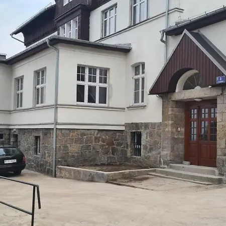 De Luxe Emily Apartman *