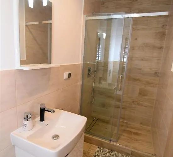 De Luxe Emily Apartment *